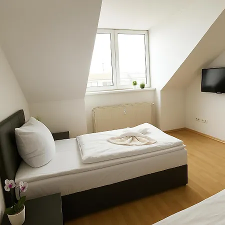 Apartamento Sunnyhome Monteurwohnungen Und In