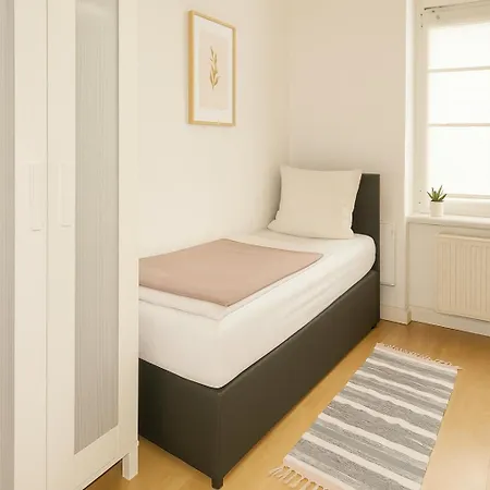 Sunnyhome Monteurwohnungen Und In Apartamento Erfurt